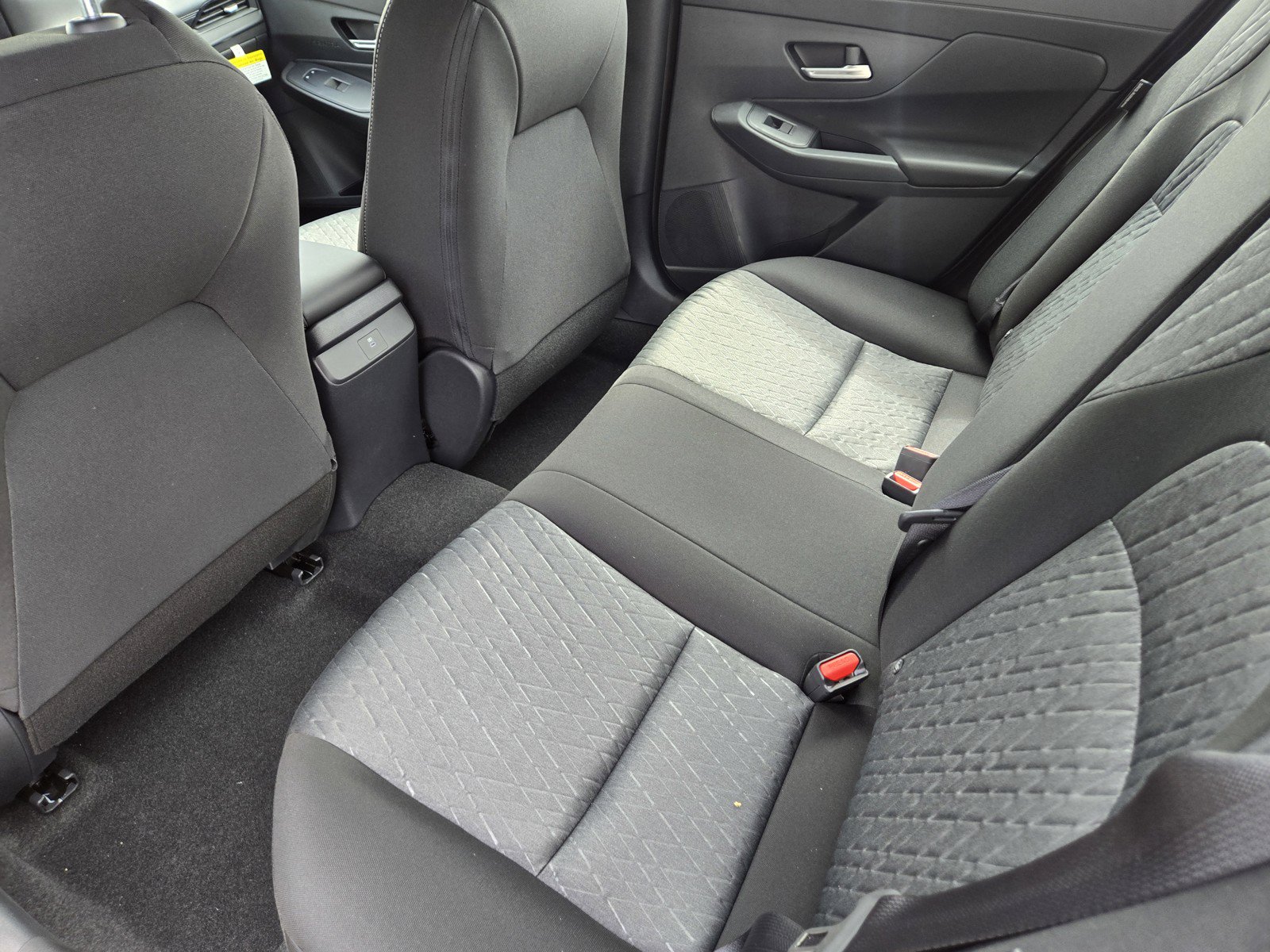 New 2026 Nissan Sentra SV w/ SV Convenience Package FWD image 9
