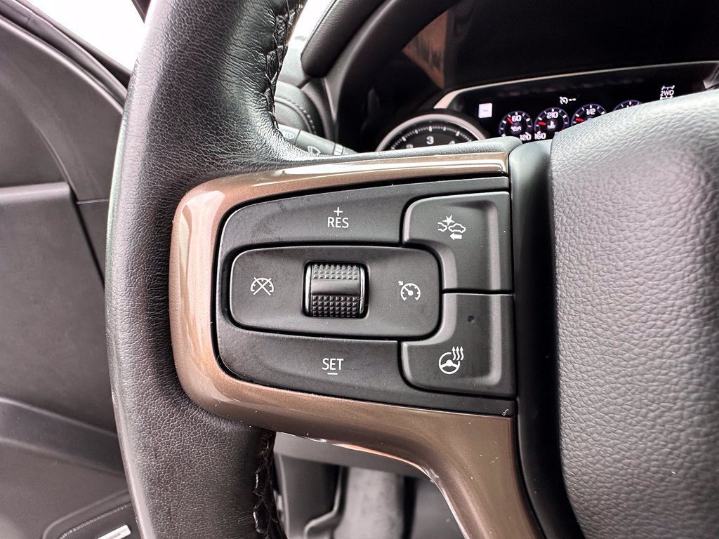 Used 2019 Chevrolet Silverado 1500 High Country w/ Technology Package AWD/4WD image 39