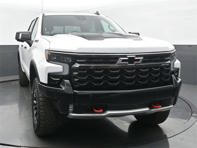 Used 2022 Chevrolet Silverado 1500 ZR2 image 8