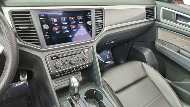 Used 2021 Volkswagen Atlas Cross Sport SE w/ Panoramic Sunroof Package image 42