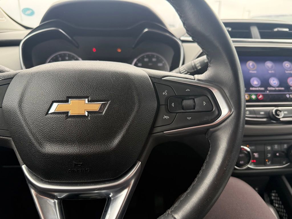 Used 2021 Chevrolet TrailBlazer LT w/ Sun and Liftgate Package image 9