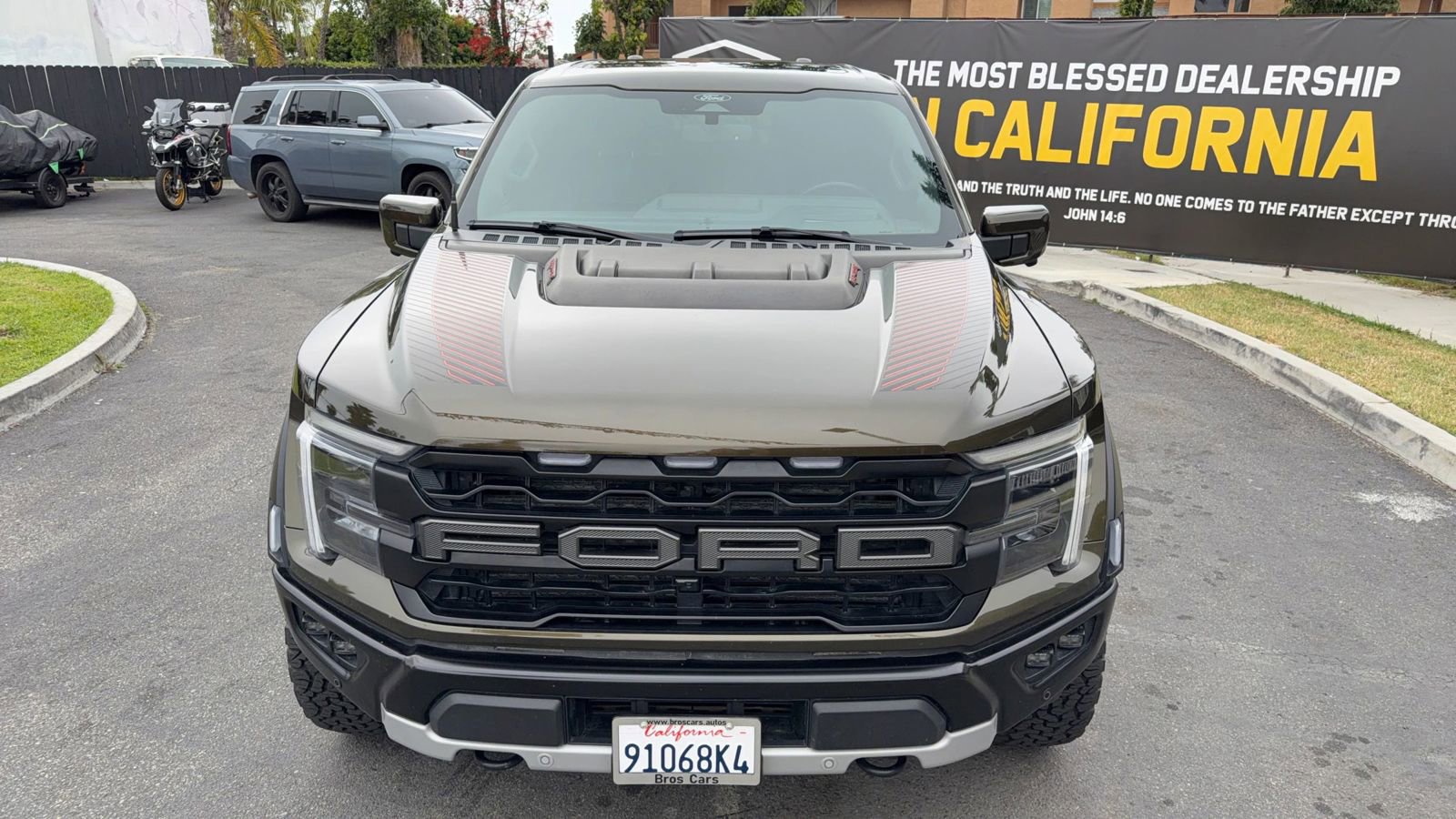 Used 2024 Ford F150 Raptor w/ Equipment Group 803A Raptor R AWD/4WD image 10