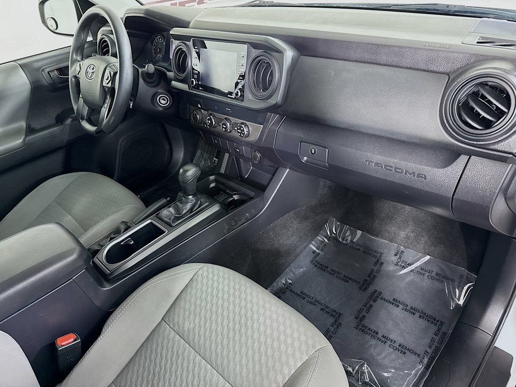 Used 2022 Toyota Tacoma SR AWD/4WD image 31
