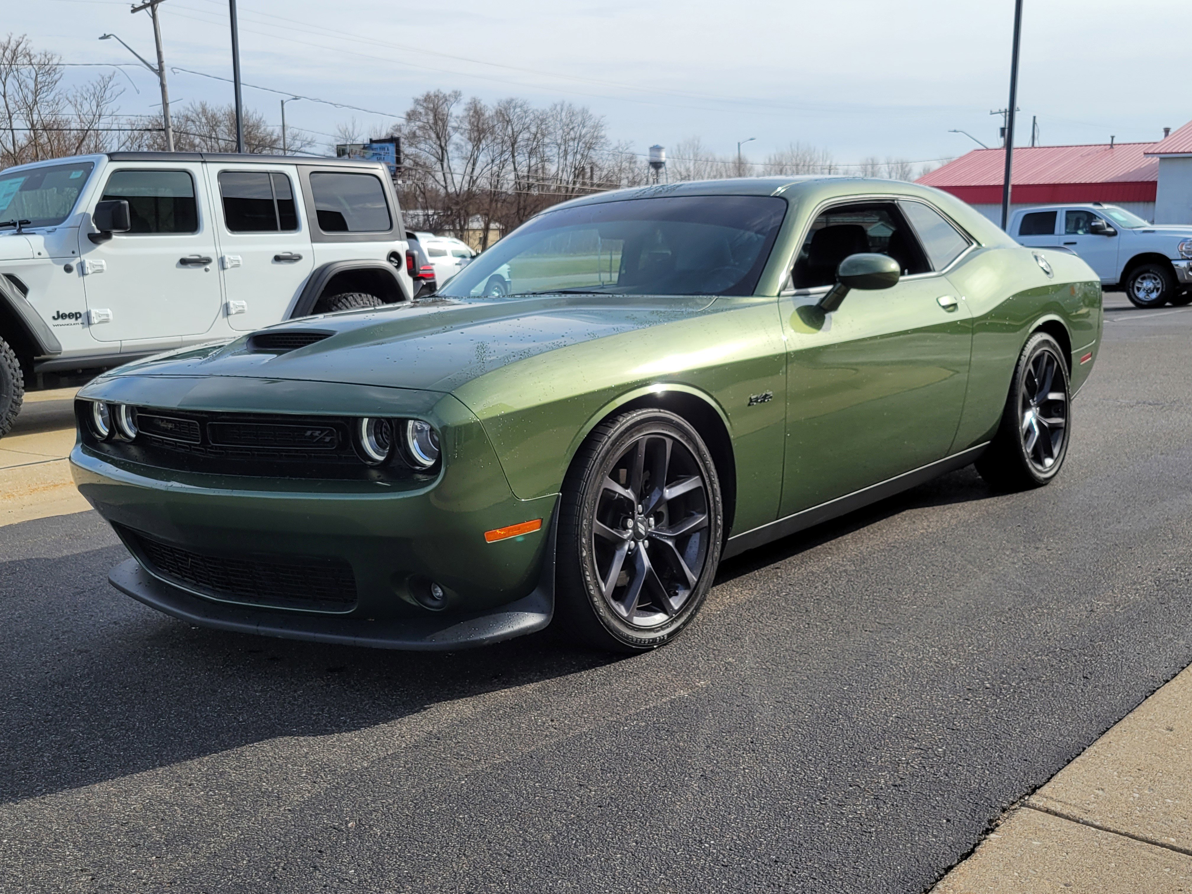 Used 2023 Dodge Challenger R/T w/ Plus Package image 2