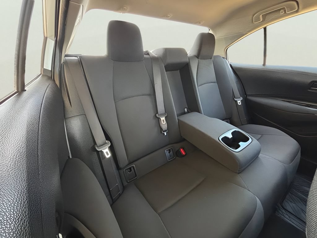 Used 2022 Toyota Corolla LE FWD image 9
