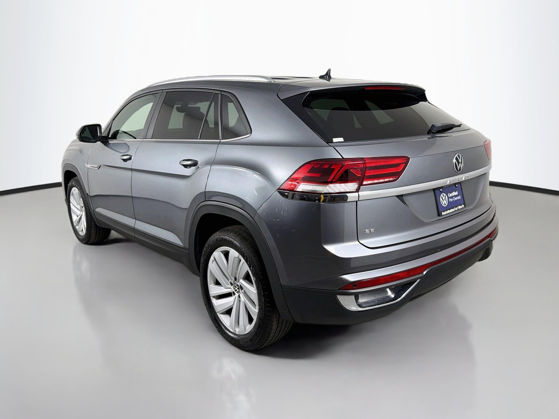 Certified 2023 Volkswagen Atlas Cross Sport SE FWD image 7