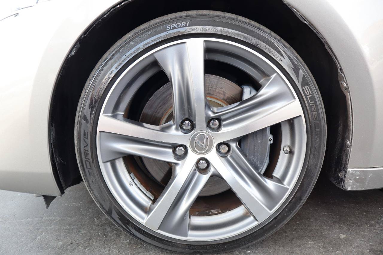 Used 2018 Lexus IS 300 w/ Premium Package RWD image 26