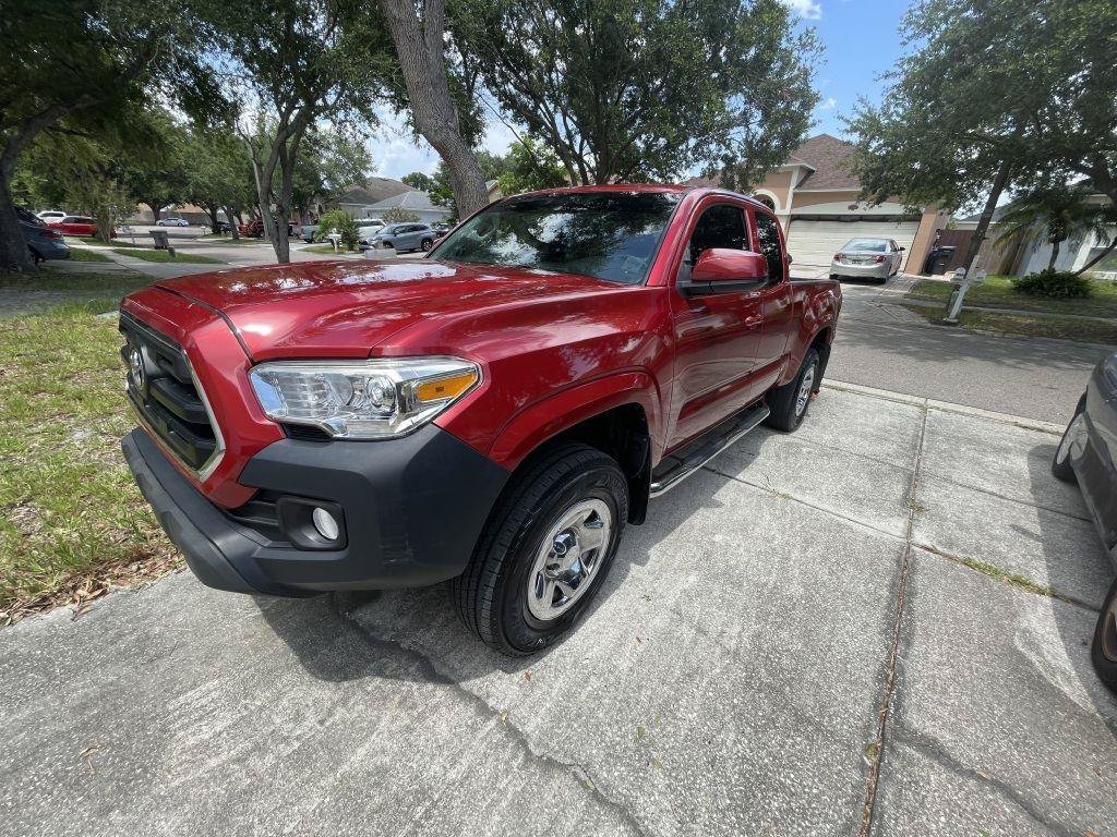 Used 2017 Toyota Tacoma SR5 RWD image 10