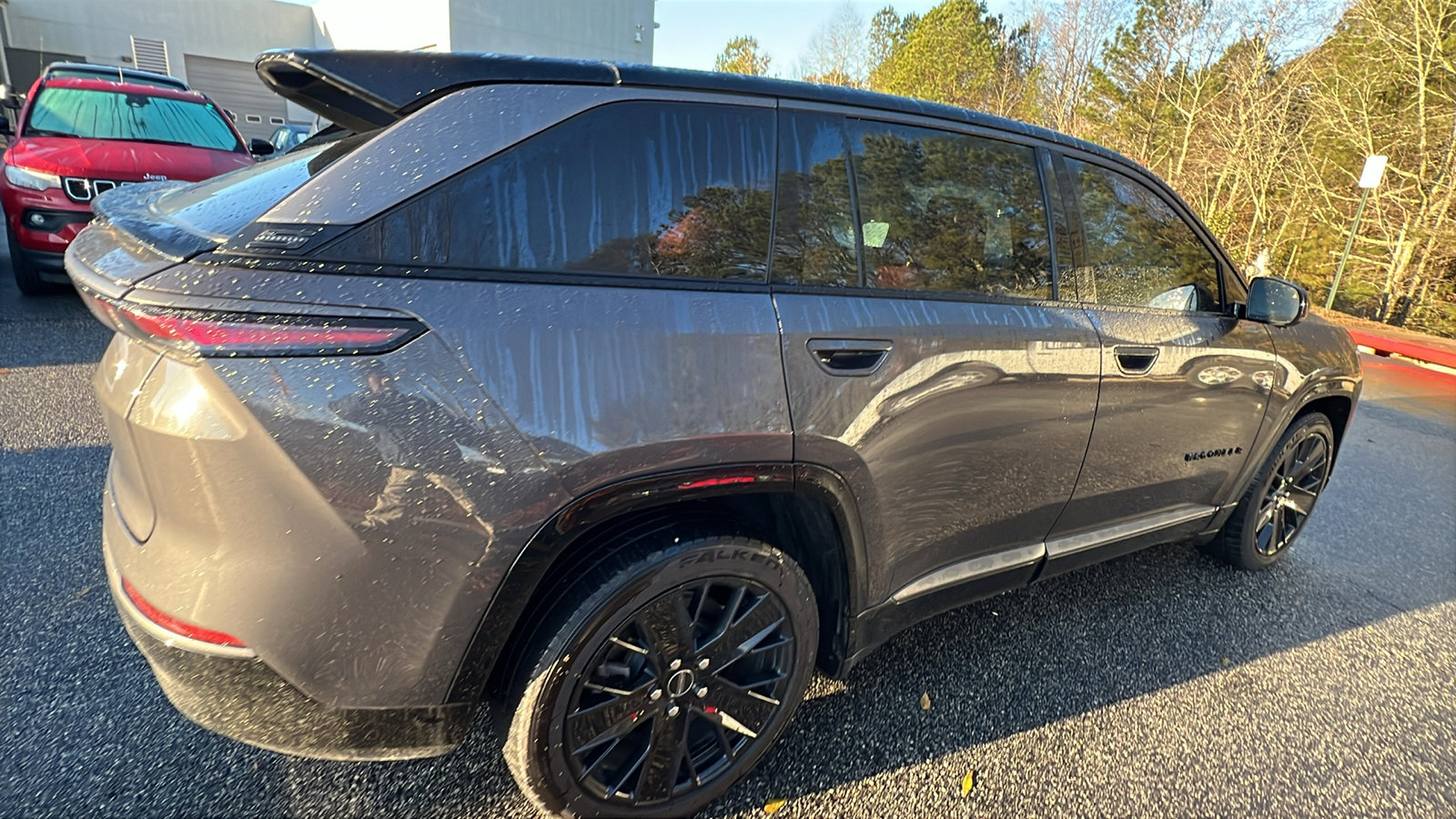 Used 2024 Jeep Wagoneer Launch Edition image 8