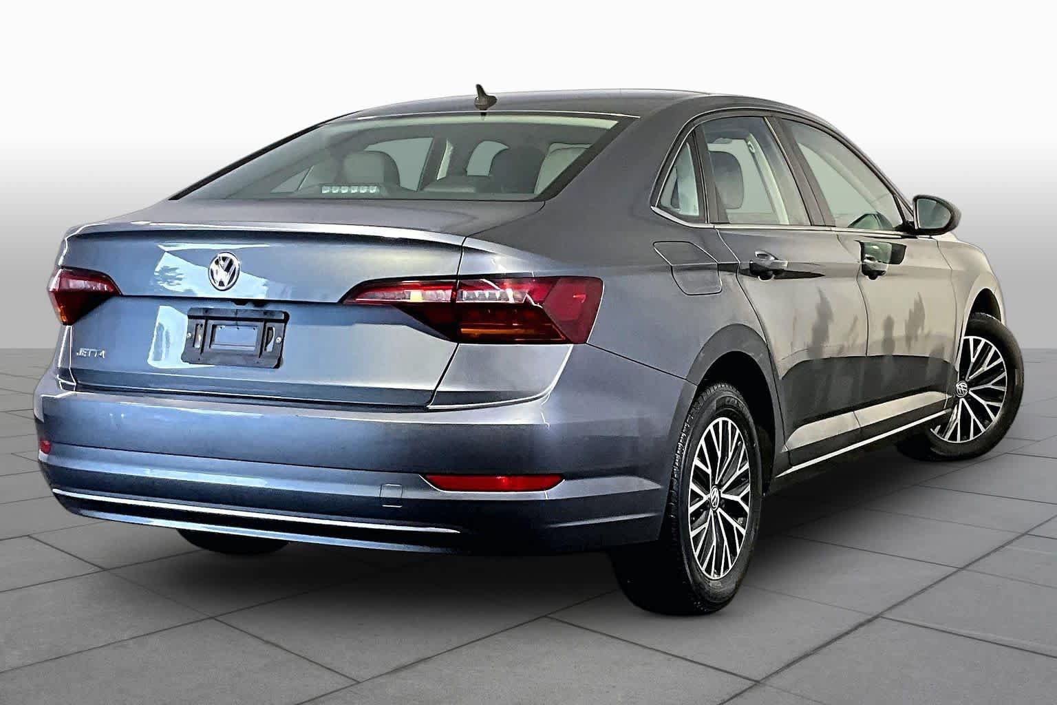 Used 2019 Volkswagen Jetta SE FWD image 13