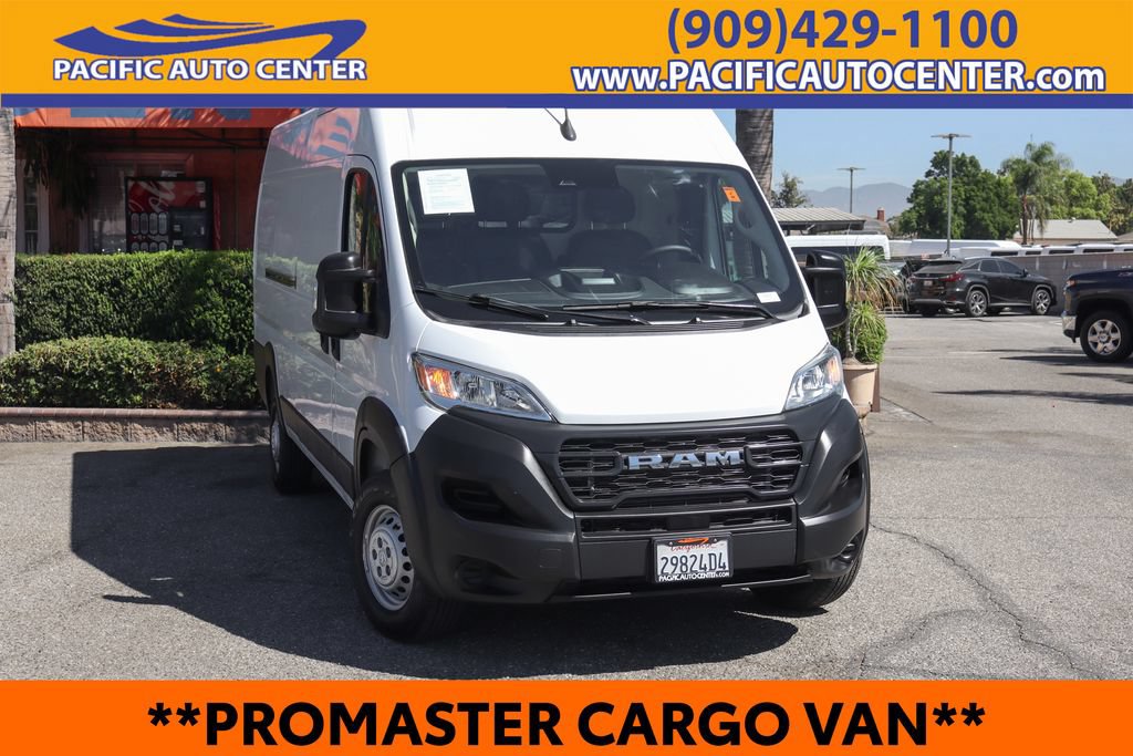 Used 2024 RAM ProMaster 3500 FWD image 1