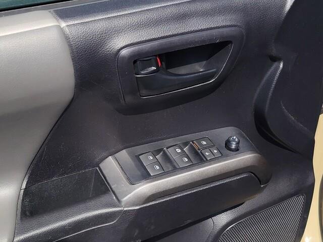 Used 2020 Toyota Tacoma SR5 image 22