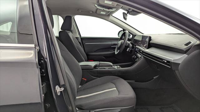 Used 2025 Hyundai Sonata SEL FWD image 21
