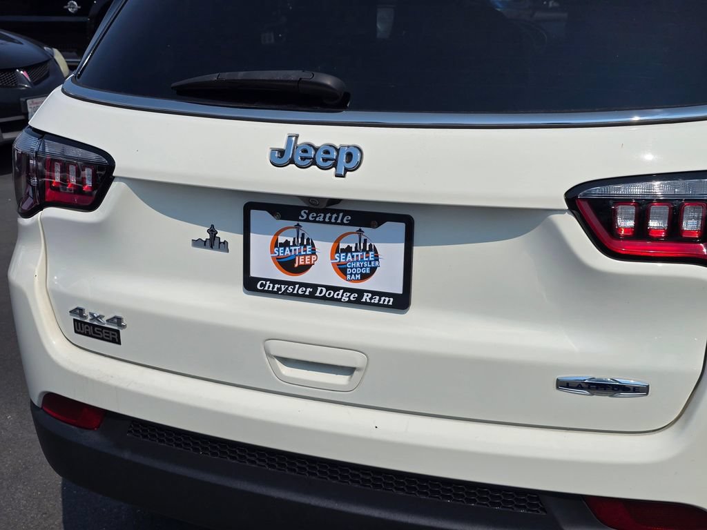 Used 2021 Jeep Compass Latitude w/ Convenience Group AWD/4WD image 14
