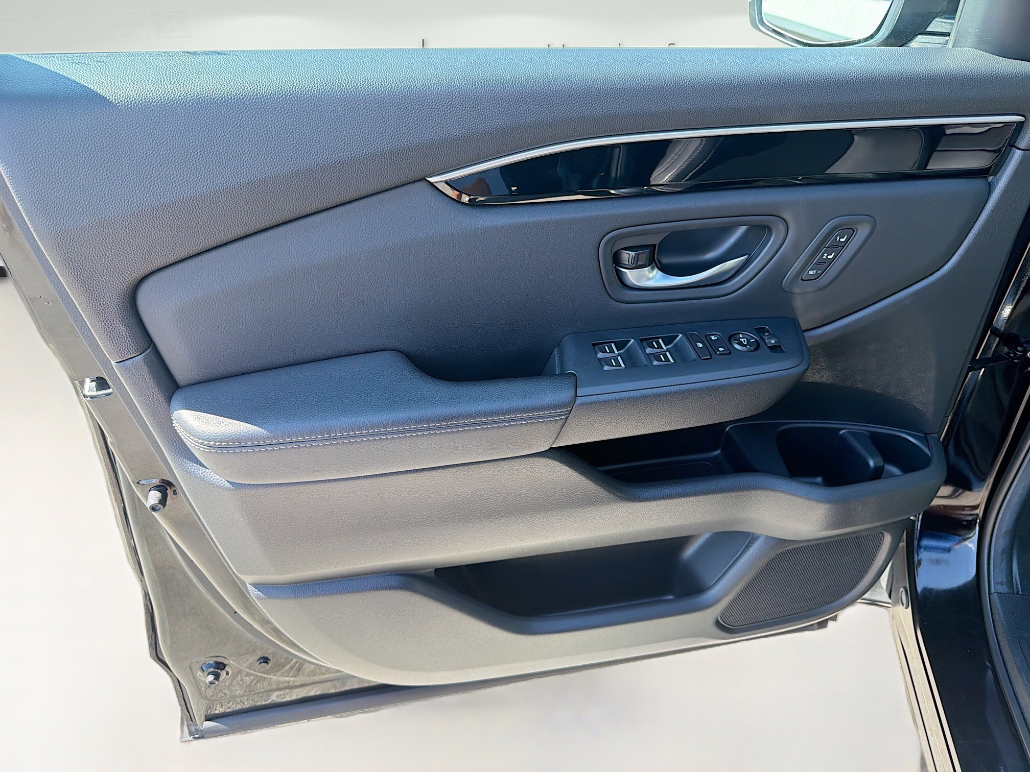 Certified 2025 Honda Pilot EX-L image 19