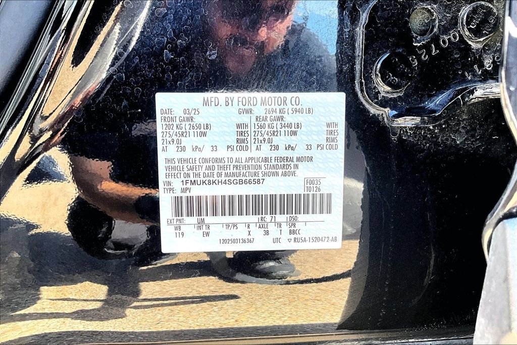 Certified 2025 Ford Explorer ST-Line w/ ST-Line Street Pack image 36