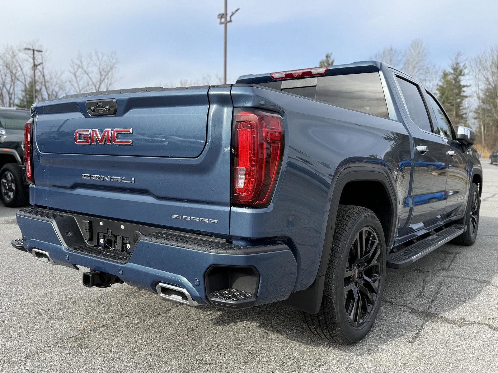 New 2026 GMC Sierra 1500 Denali w/ Technology Package image 5