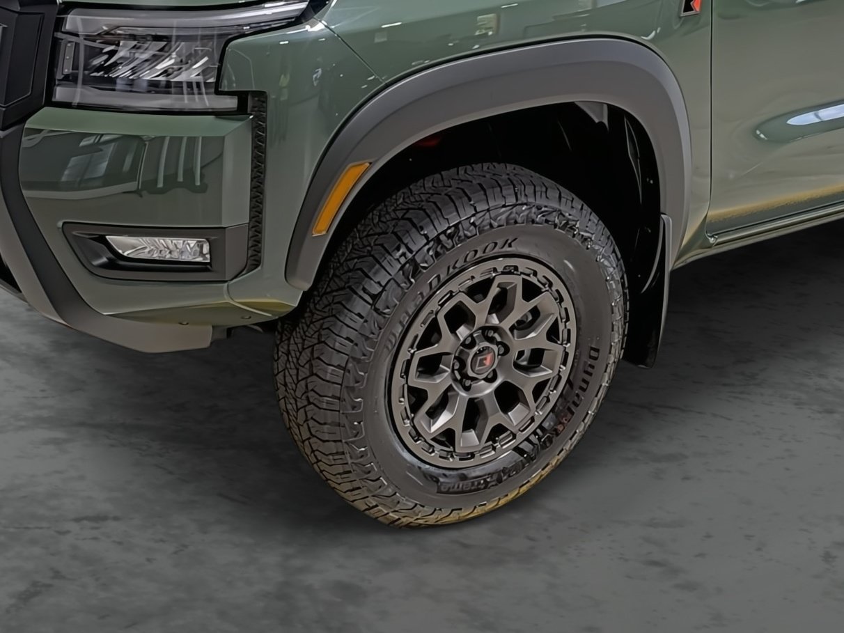 New 2026 Nissan Frontier PRO-4X w/ Pro-4x Convenience Package AWD/4WD image 9