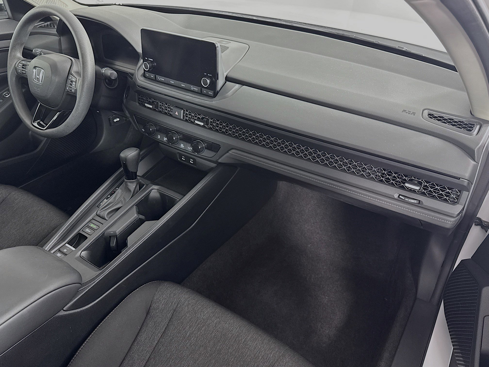 Certified 2023 Honda Accord EX image 28