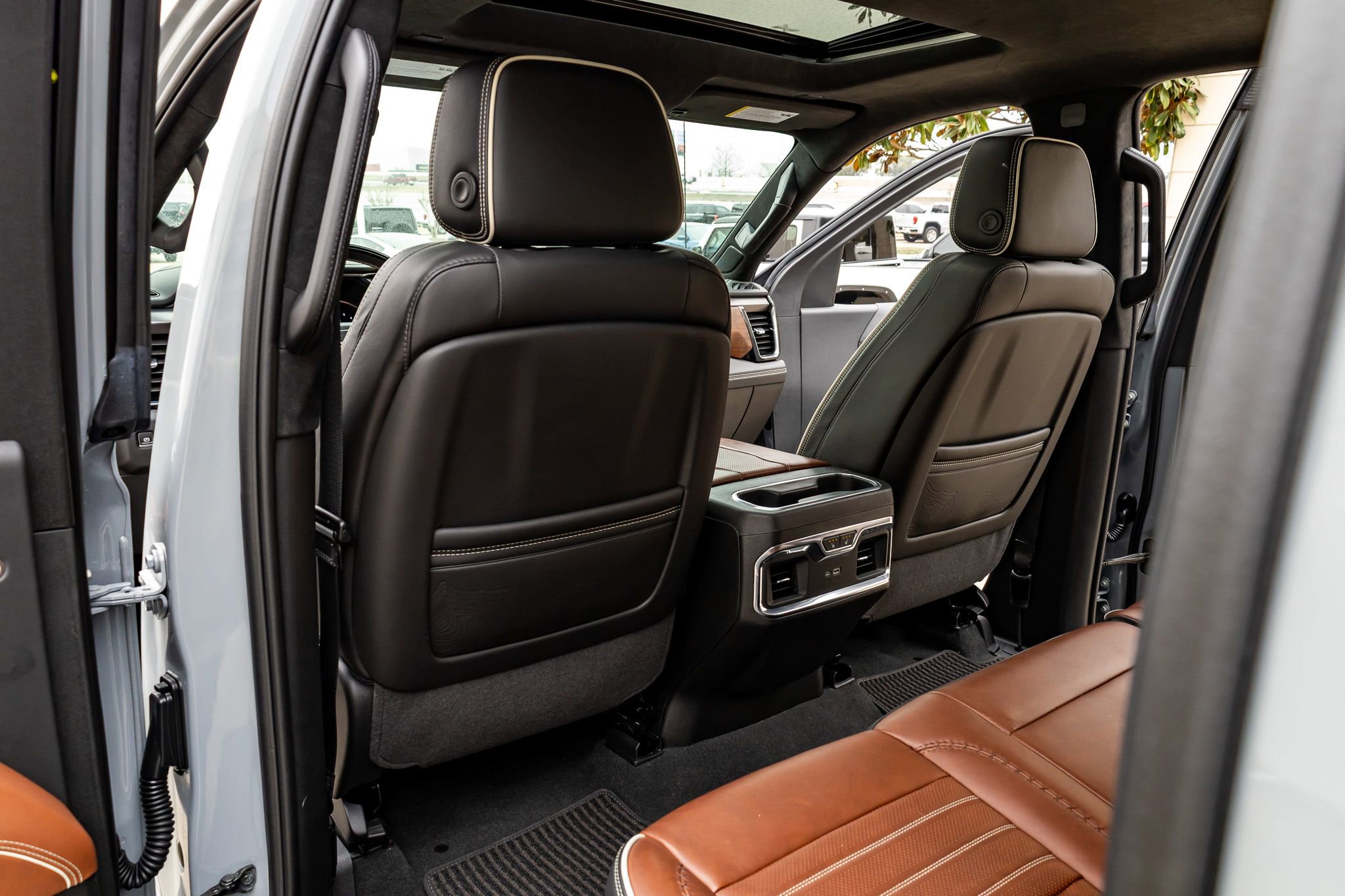 Used 2025 GMC Sierra 1500 Denali Ultimate image 33