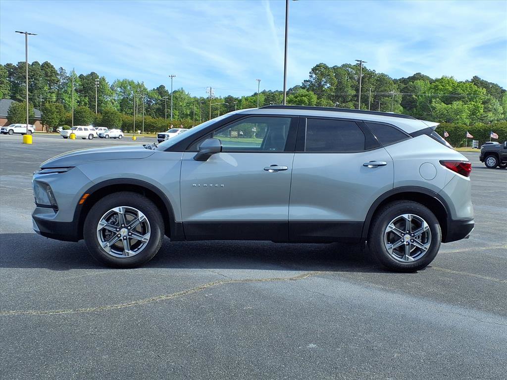 Used 2024 Chevrolet Blazer LT w/ Convenience Package image 15