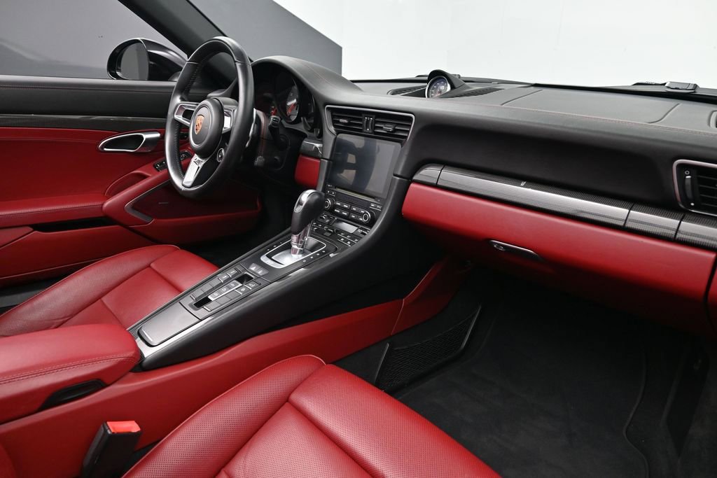 Certified 2019 Porsche 911 Carrera S RWD image 12