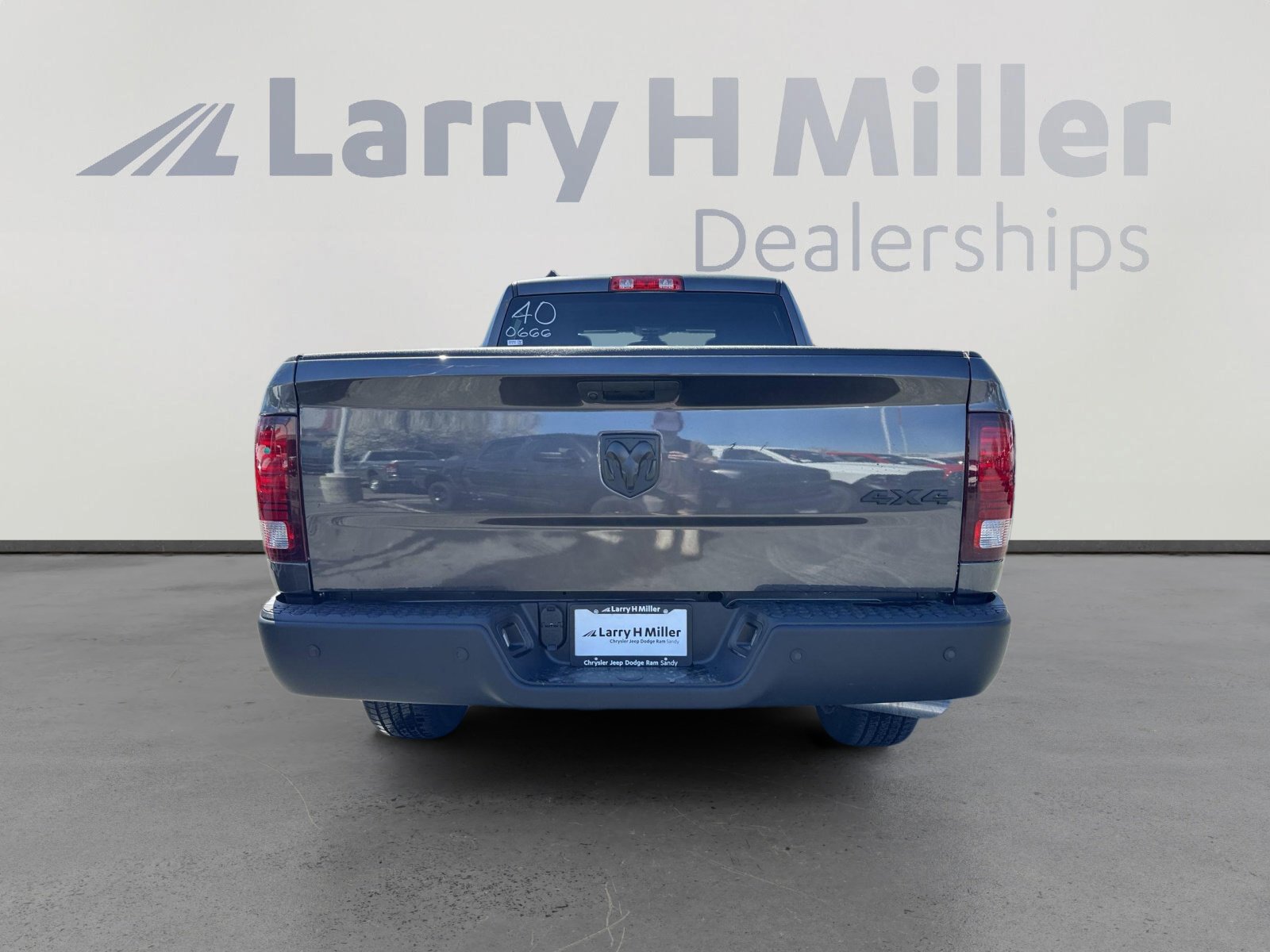 New 2024 RAM 1500 Classic Warlock w/ Electronics Group image 7