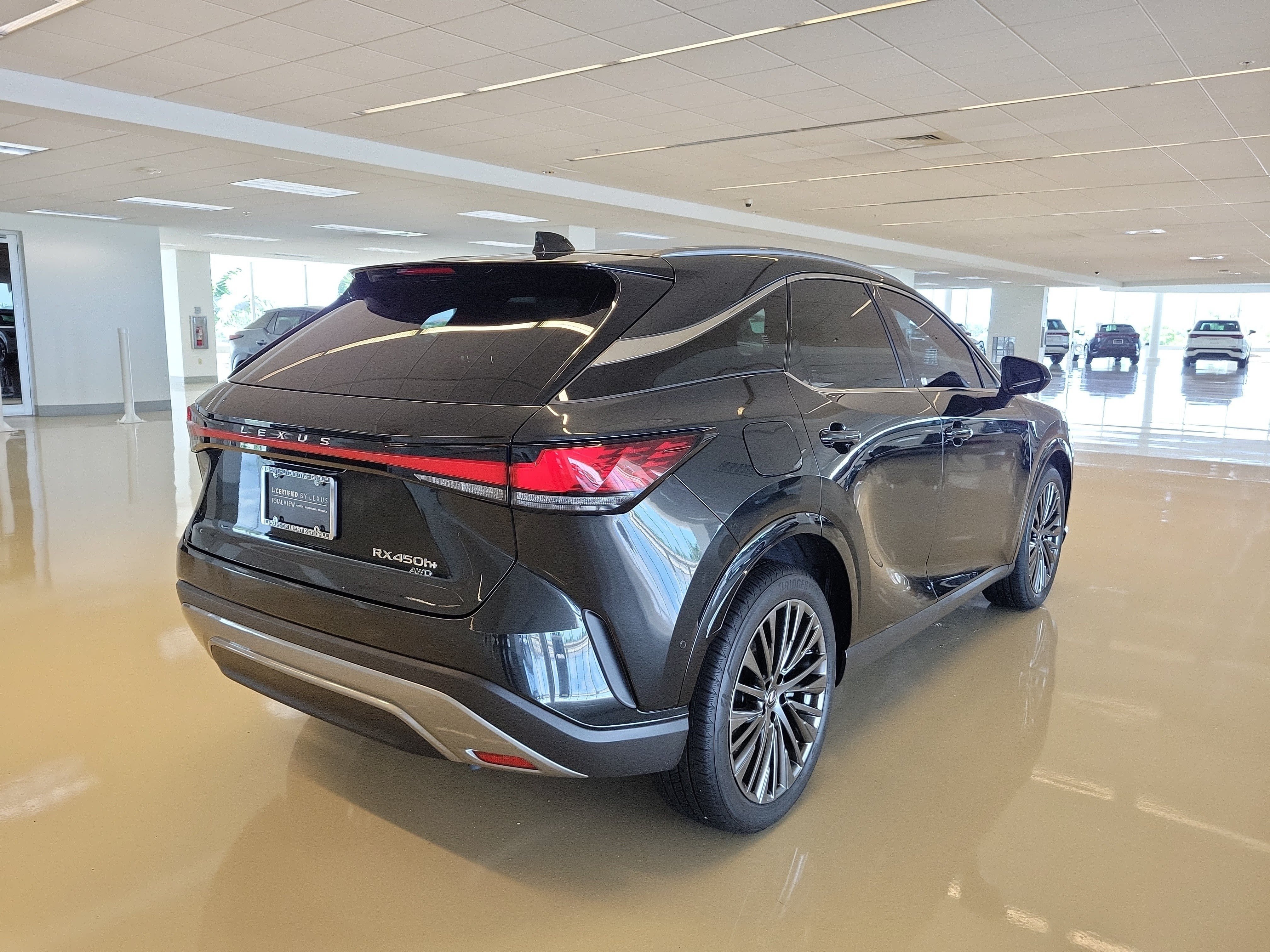 Used 2025 Lexus RX 450h AWD w/ Convenience Package image 8