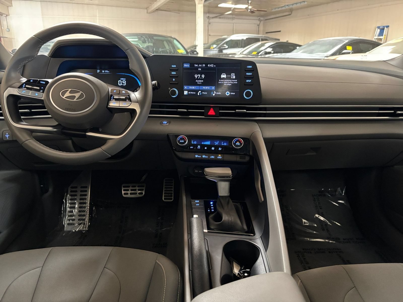 Used 2026 Hyundai Elantra Sport FWD image 32