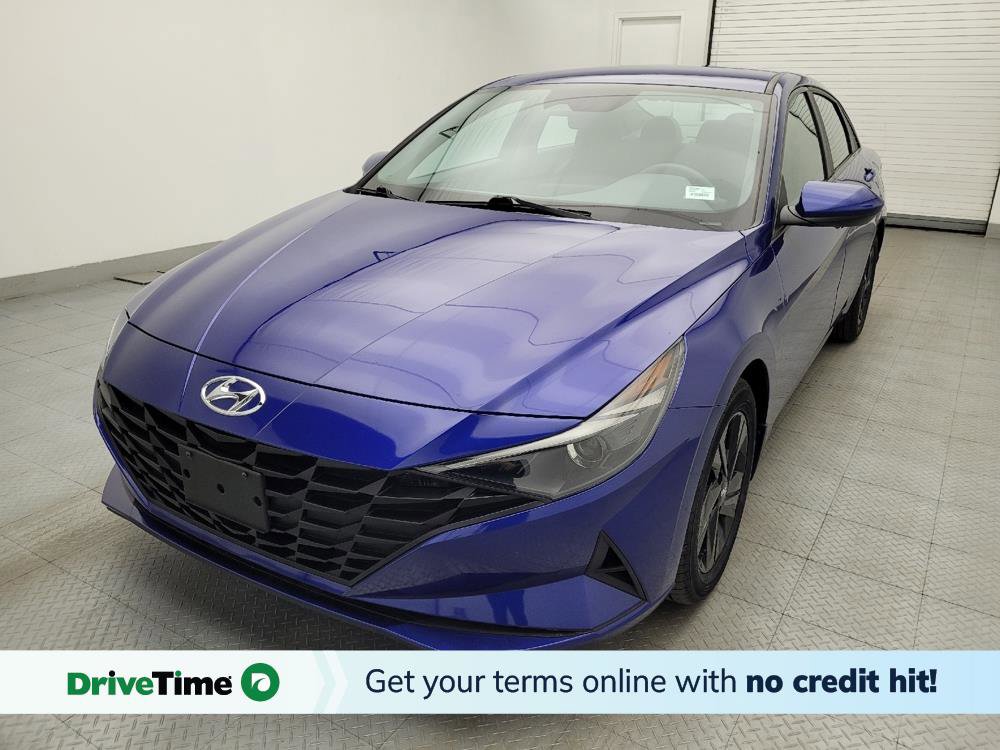 Used 2023 Hyundai Elantra SEL w/ Winter Weather Package image 1