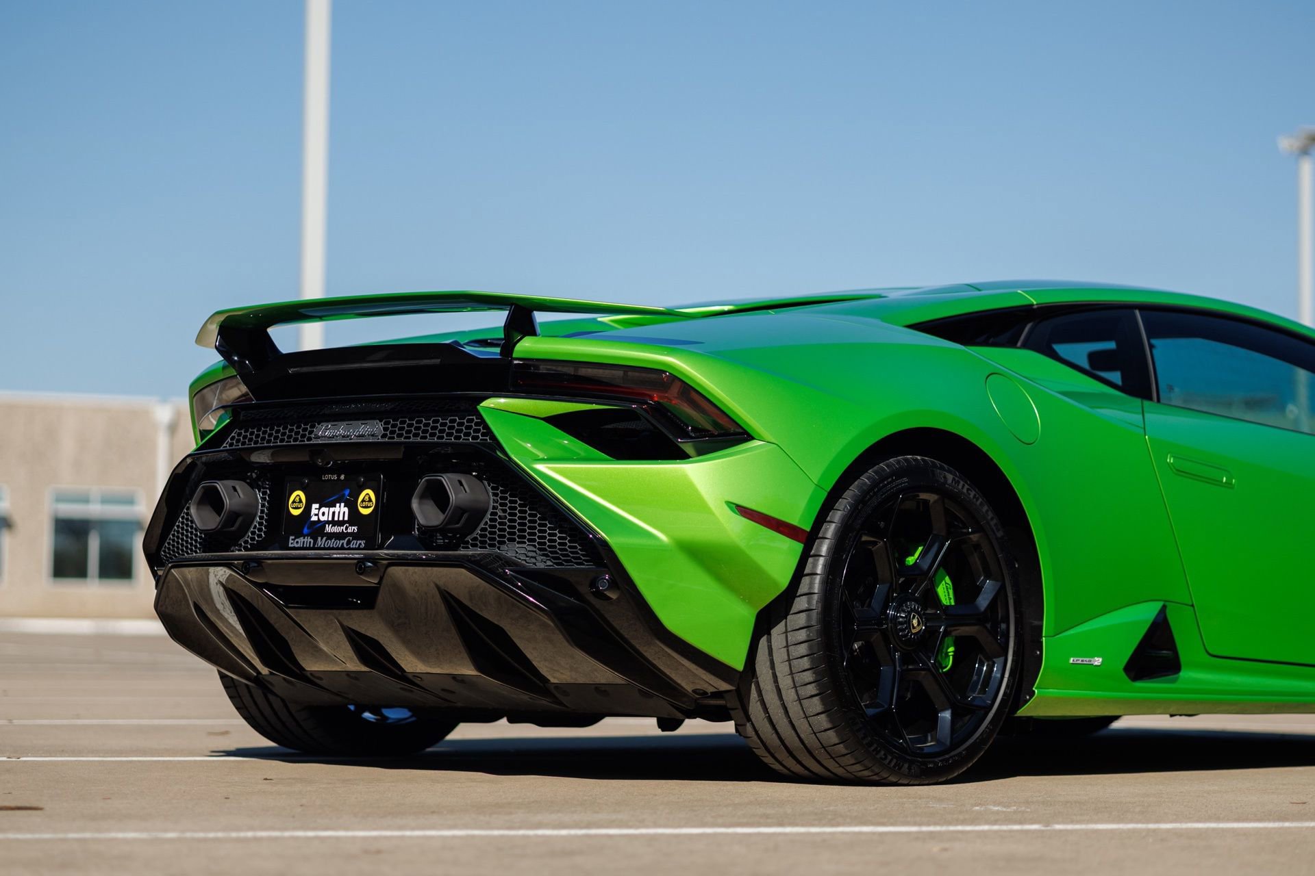 Used 2023 Lamborghini Huracan Tecnica image 17