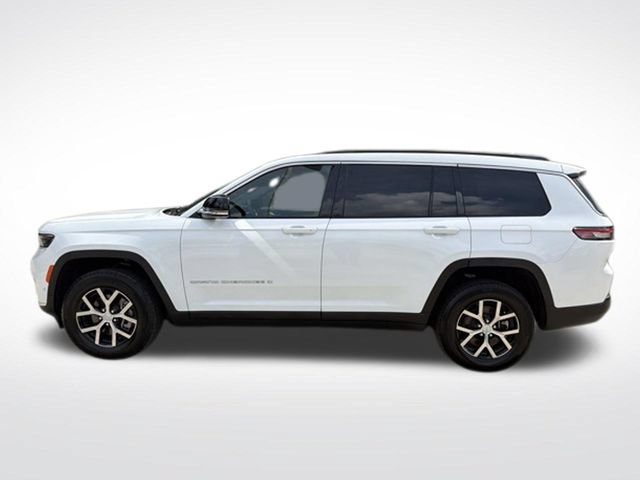 Used 2025 Jeep Grand Cherokee L Limited w/ Luxury Tech Group II RWD image 3
