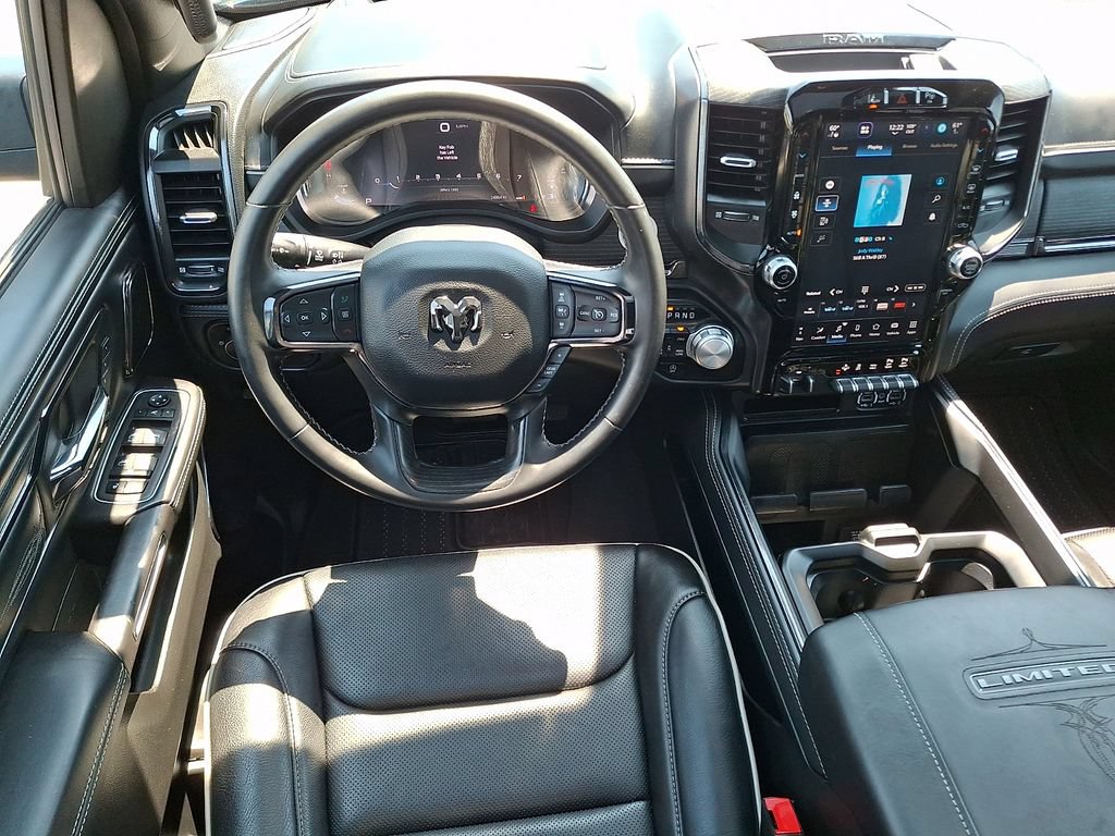 Used 2023 RAM 1500 Limited AWD/4WD image 2
