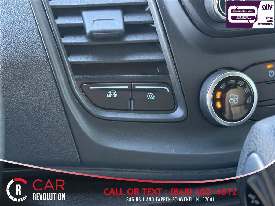 Used 2025 Ford Transit 250 148 High Roof AWD image 20
