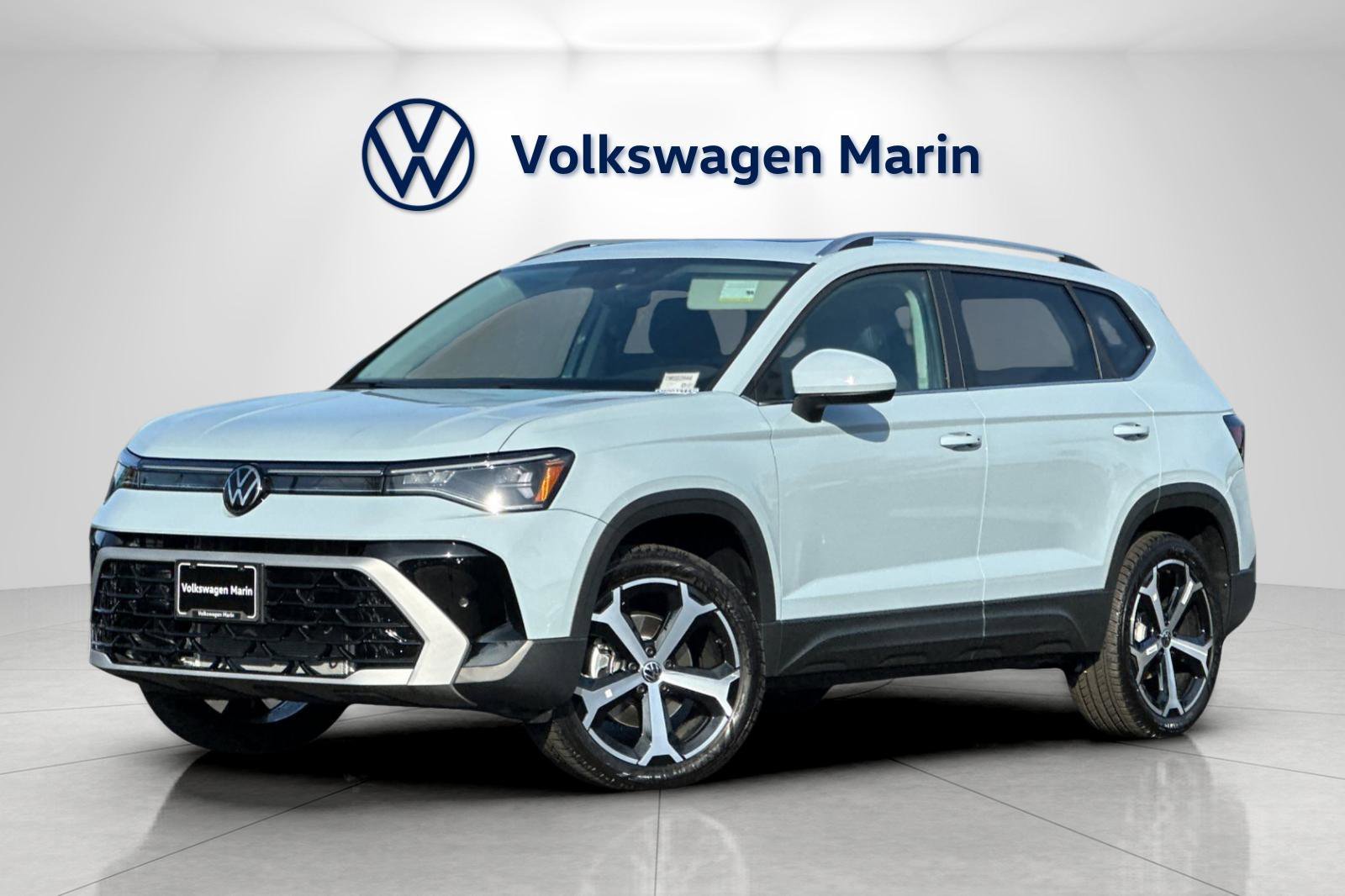 New 2026 Volkswagen Taos SEL image 1