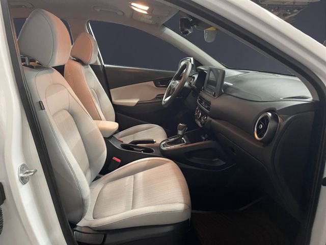 Used 2023 Hyundai Kona SEL w/ Winter Weather Package AWD/4WD image 15