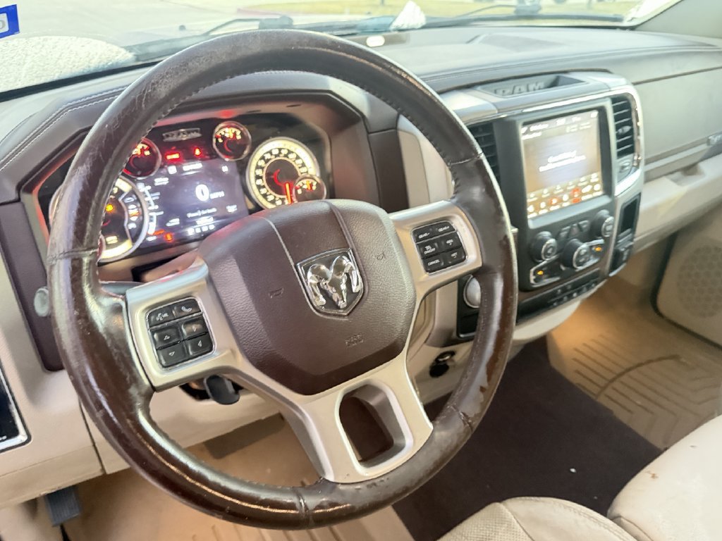 Used 2018 RAM 1500 Laramie RWD image 9
