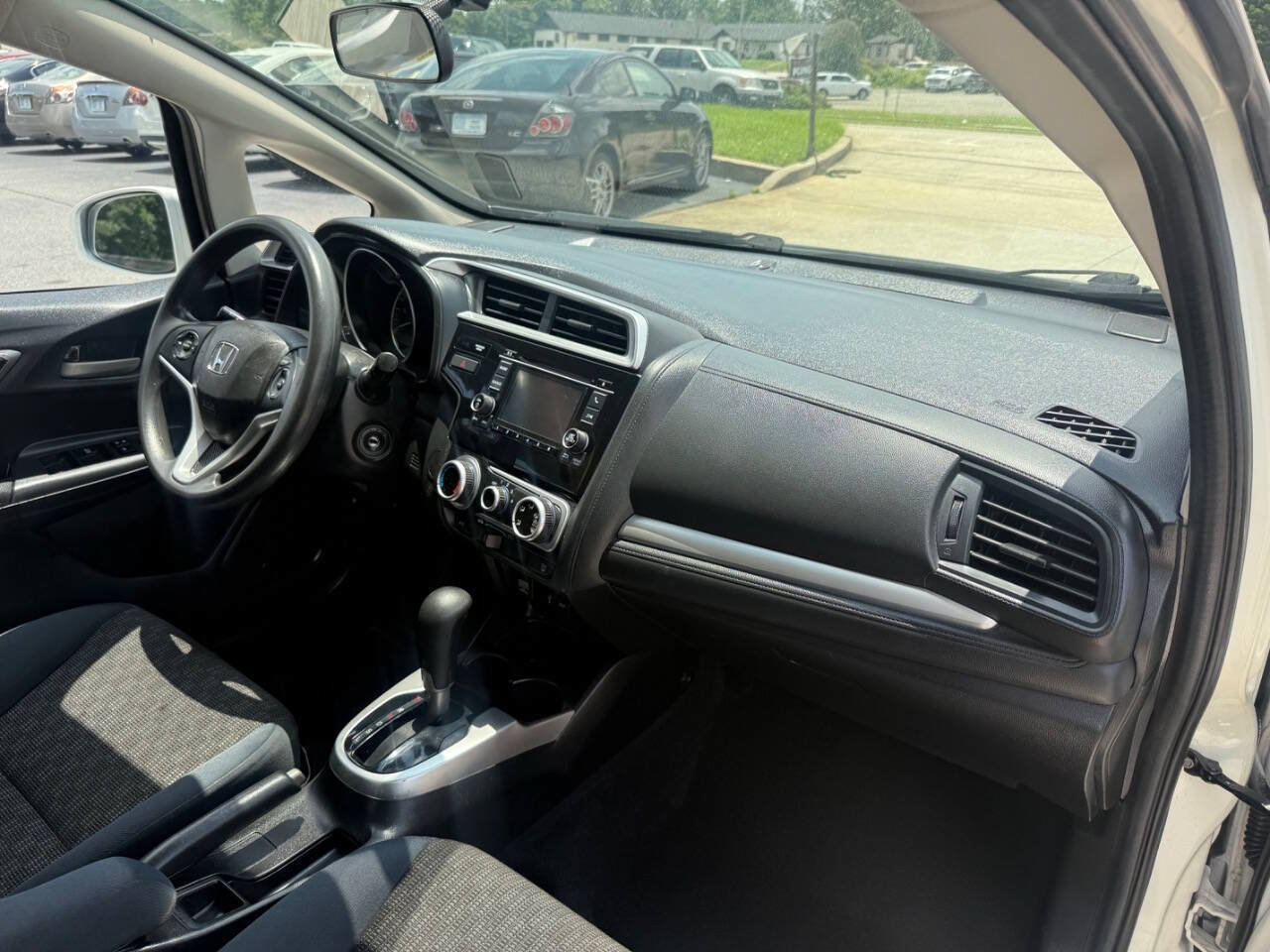 Used 2017 Honda Fit LX image 11