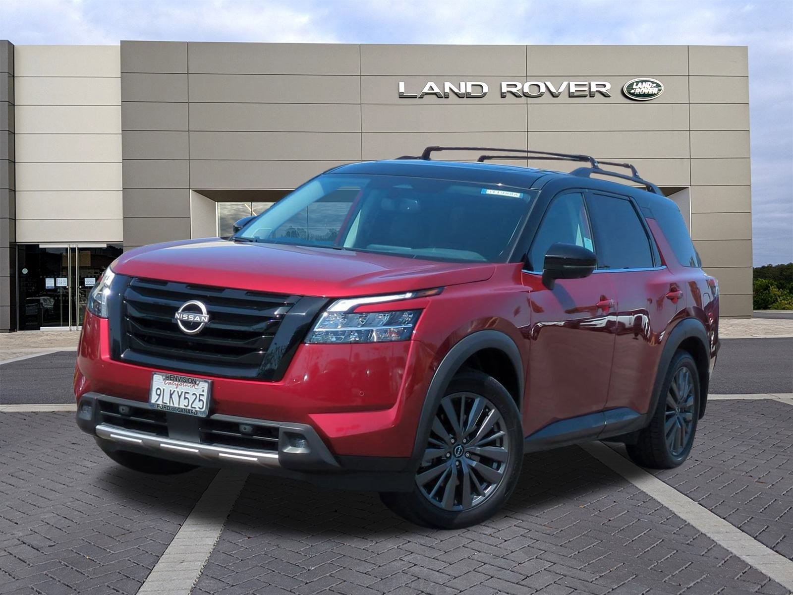 Used 2022 Nissan Pathfinder SL