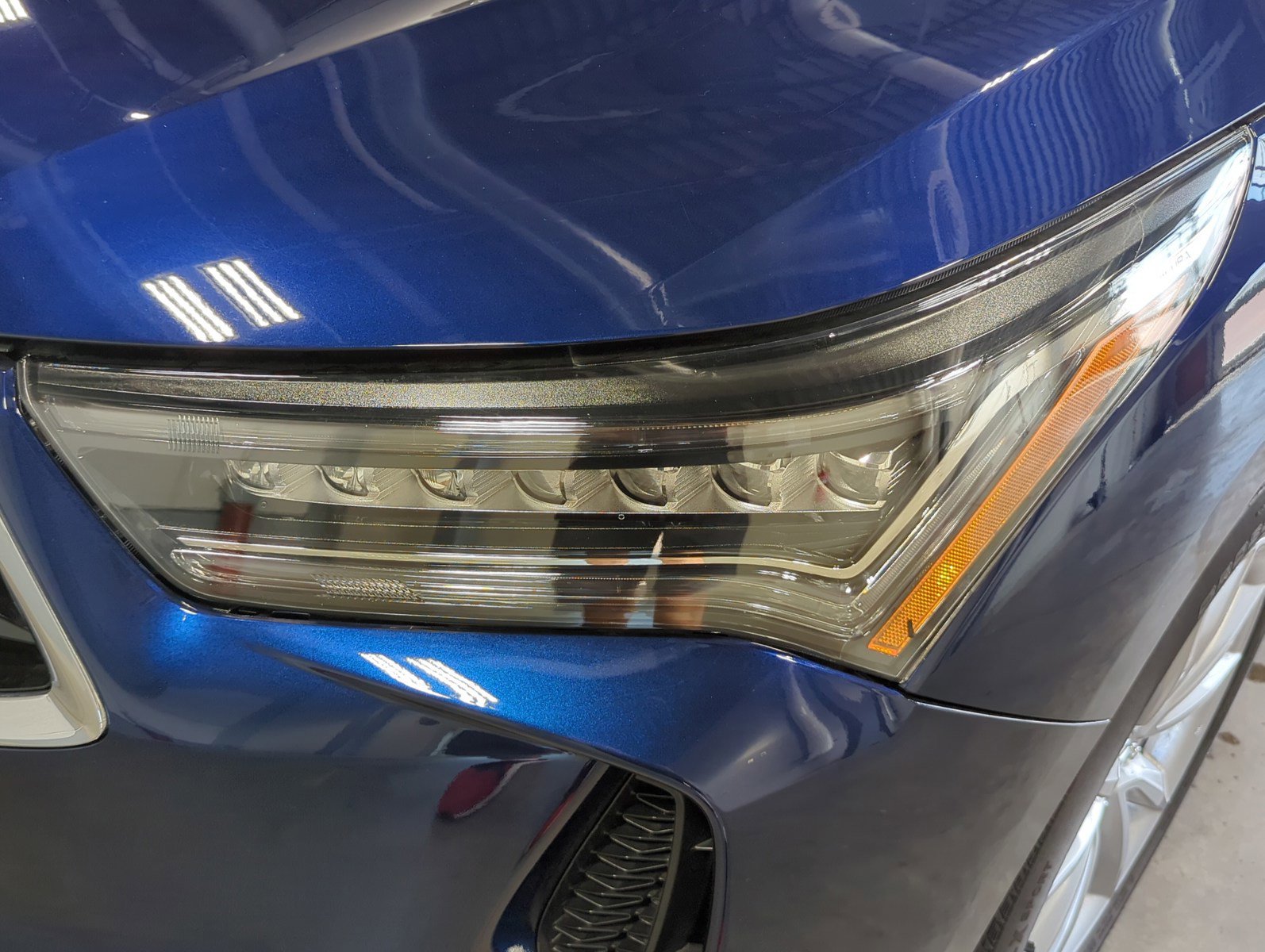 Used 2024 Acura RDX SH-AWD image 16