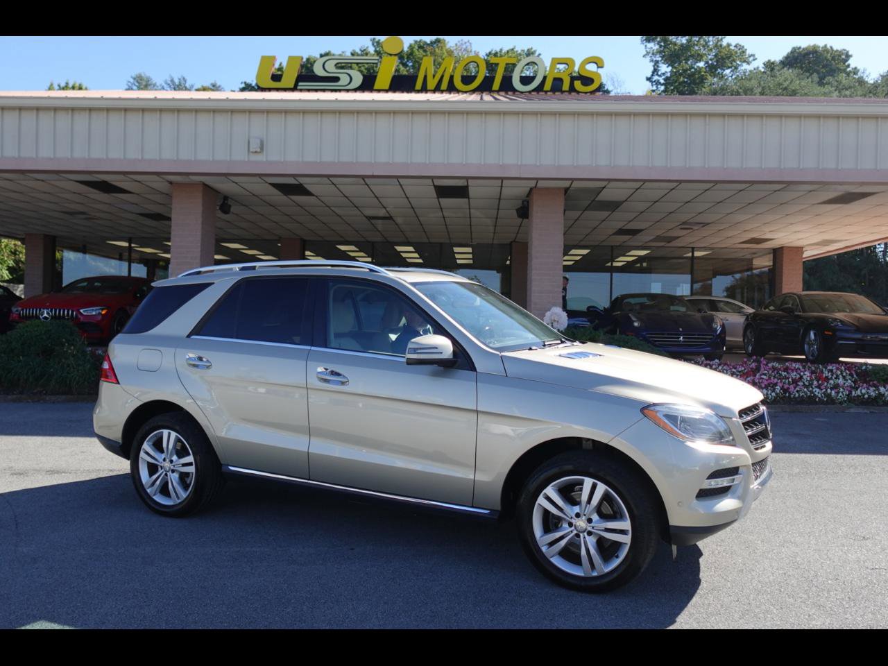 Used 2013 Mercedes-Benz ML 350 4MATIC image 1
