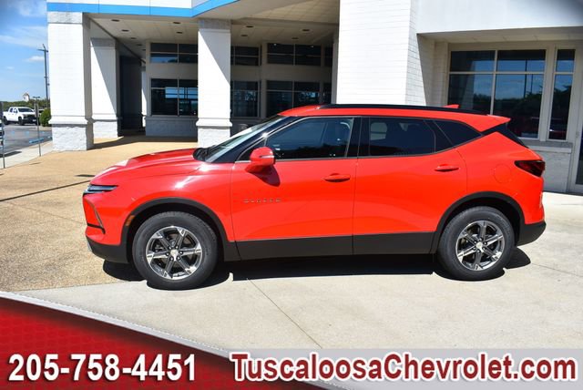 Used 2024 Chevrolet Blazer LT FWD image 6