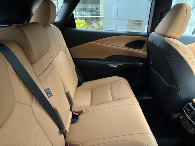 New 2026 Lexus RX 350h AWD/4WD image 10