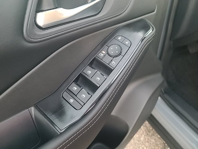 New 2027 Nissan Rogue SV w/ Cold Weather Package AWD/4WD image 11