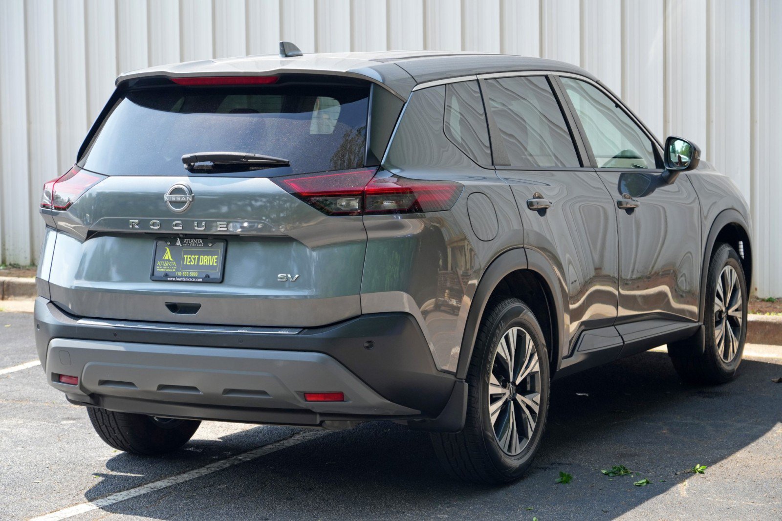 Used 2022 Nissan Rogue SV FWD image 44