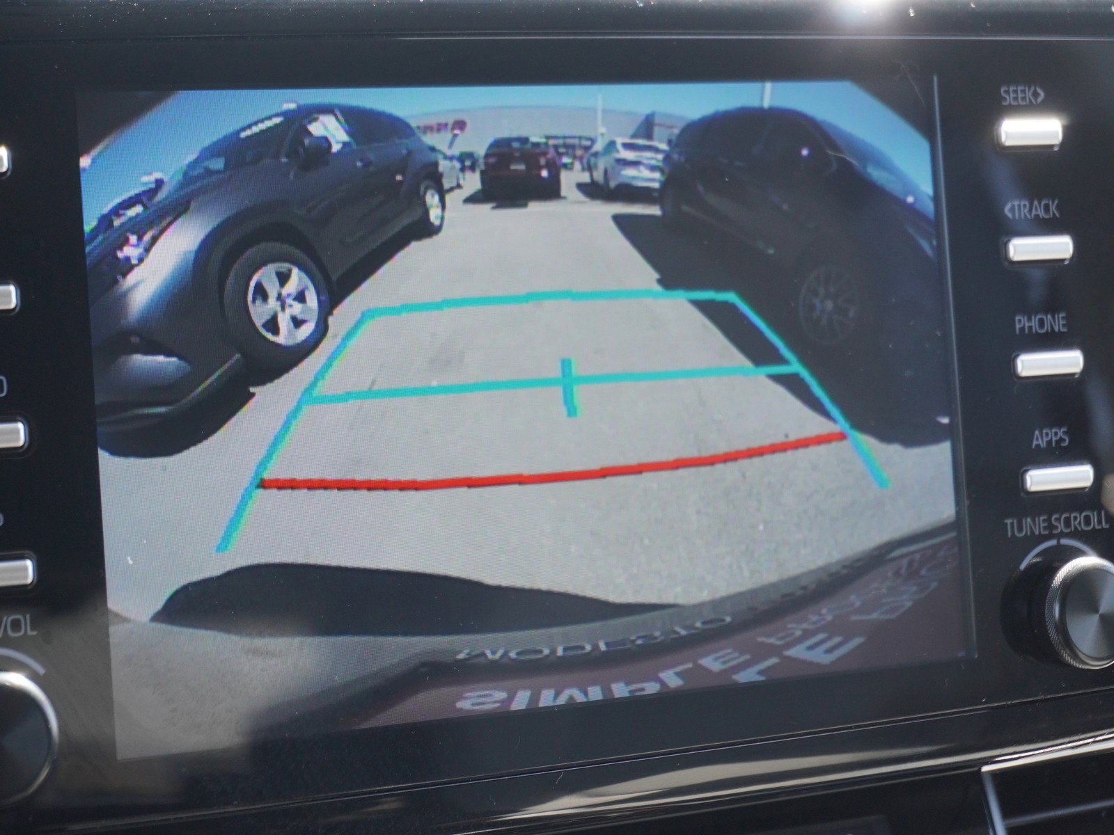 Used 2022 Toyota Sienna LE image 28