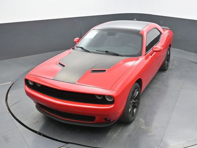 Used 2018 Dodge Challenger SXT Plus image 37