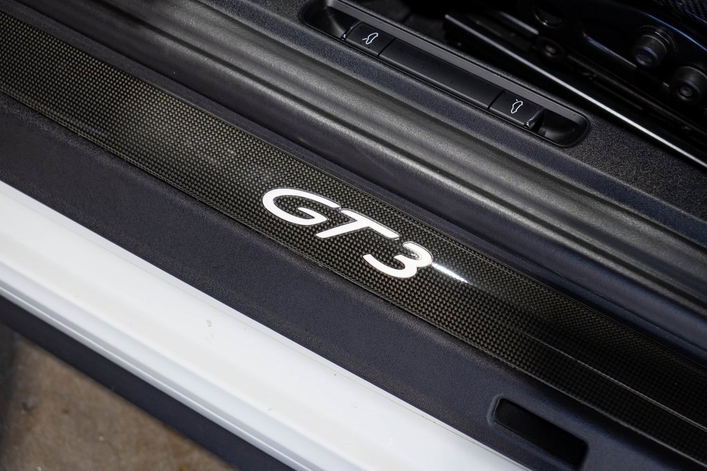 Used 2018 Porsche 911 GT3 image 35