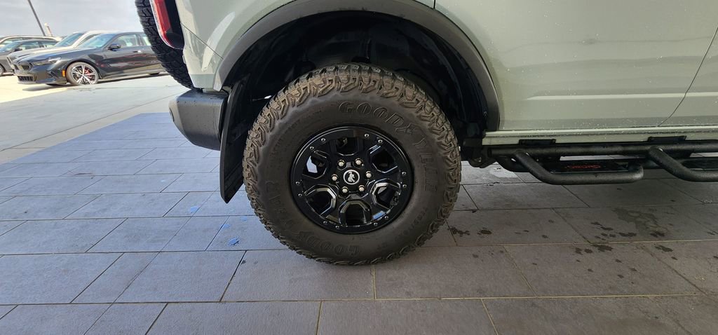 Used 2023 Ford Bronco Wildtrak image 18