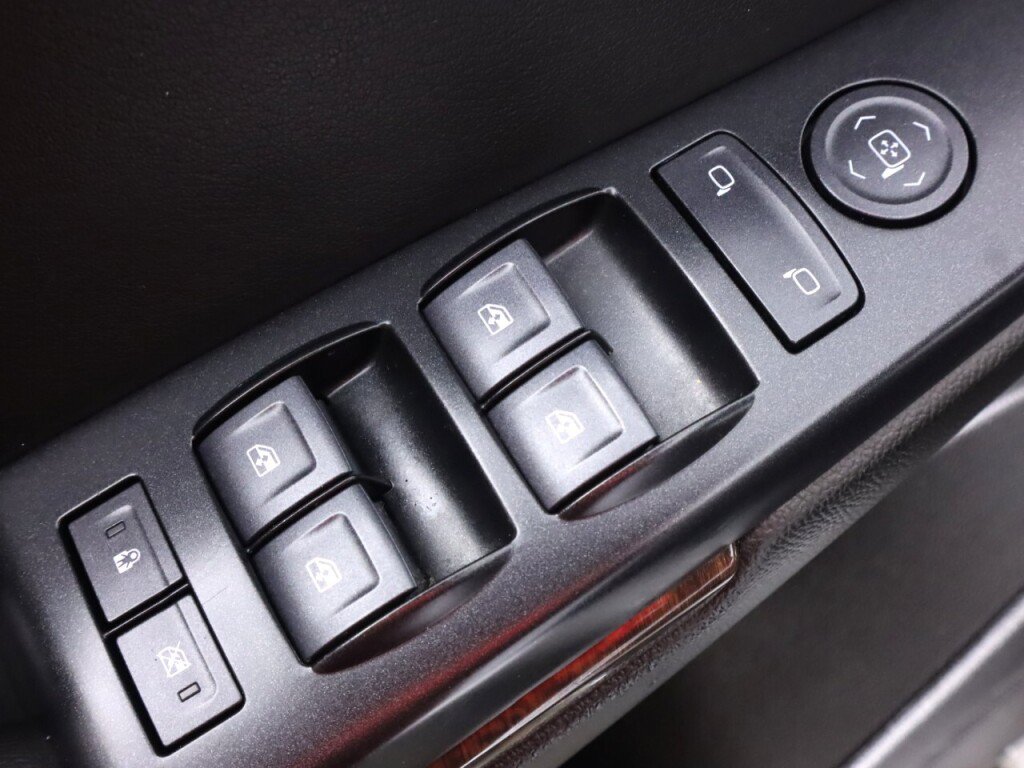 Used 2020 GMC Yukon SLE AWD/4WD image 23
